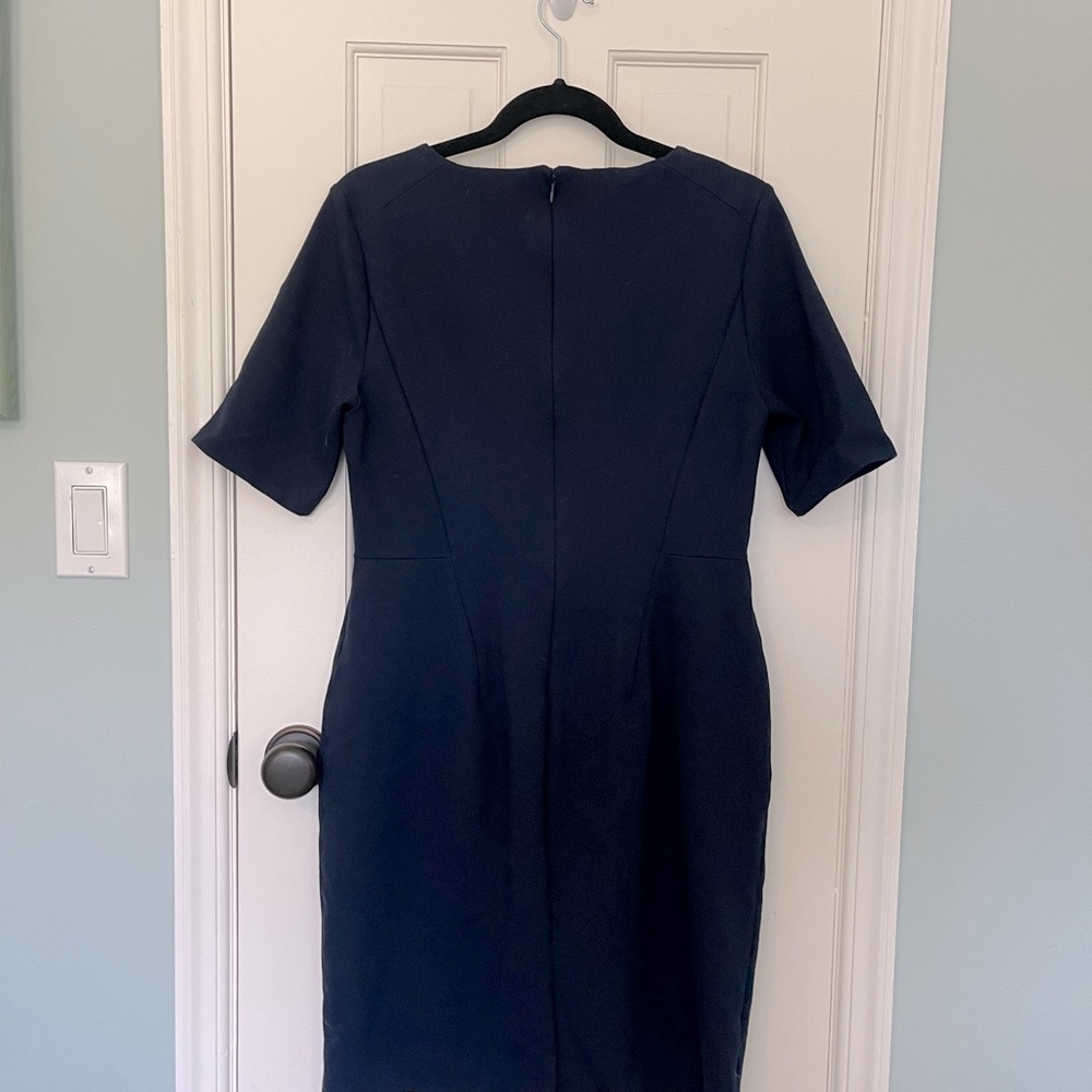 Lands End Navy Dress. Closet Staple. Dress up or down. Like New